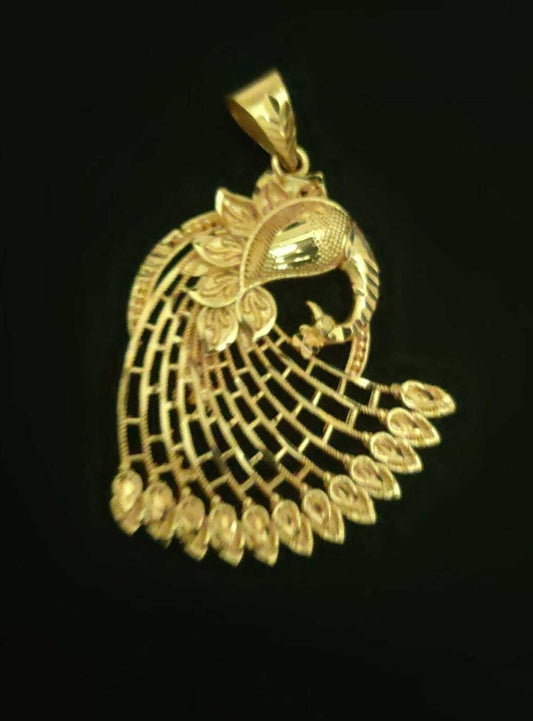 PENDANT 1.5GM GOLD PLATED WITH FIGURE OF PEACOCK PND004